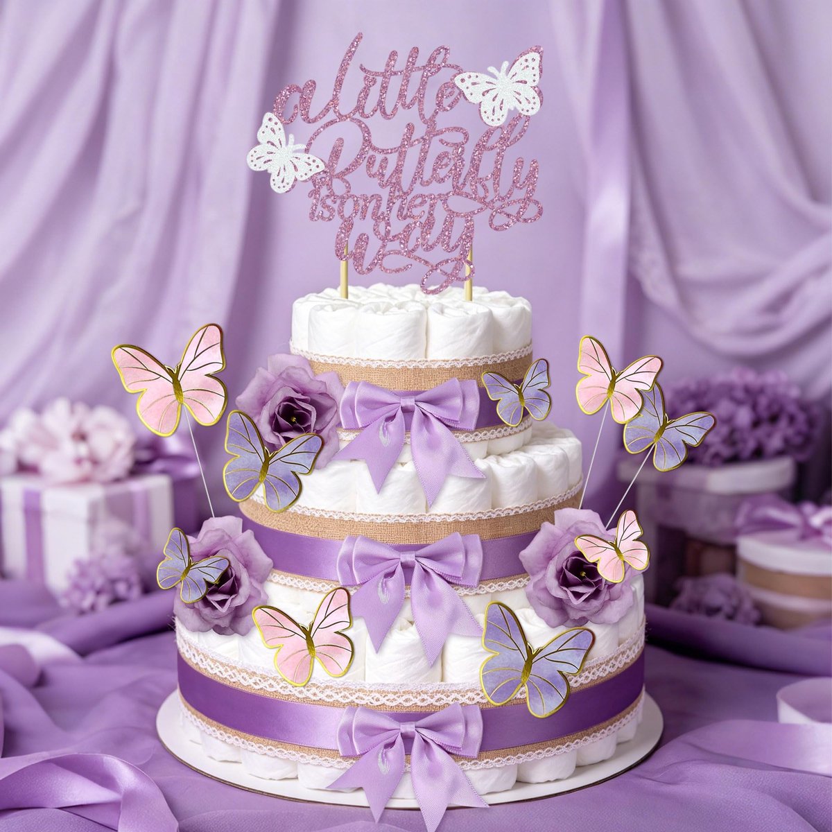 SnelShoppen - Vlinder Luiertaart Decor Paars voor Babyshower - Luxe Babyaccessoires - 3-laags Luiertaart met Speelgoed en Decoratie