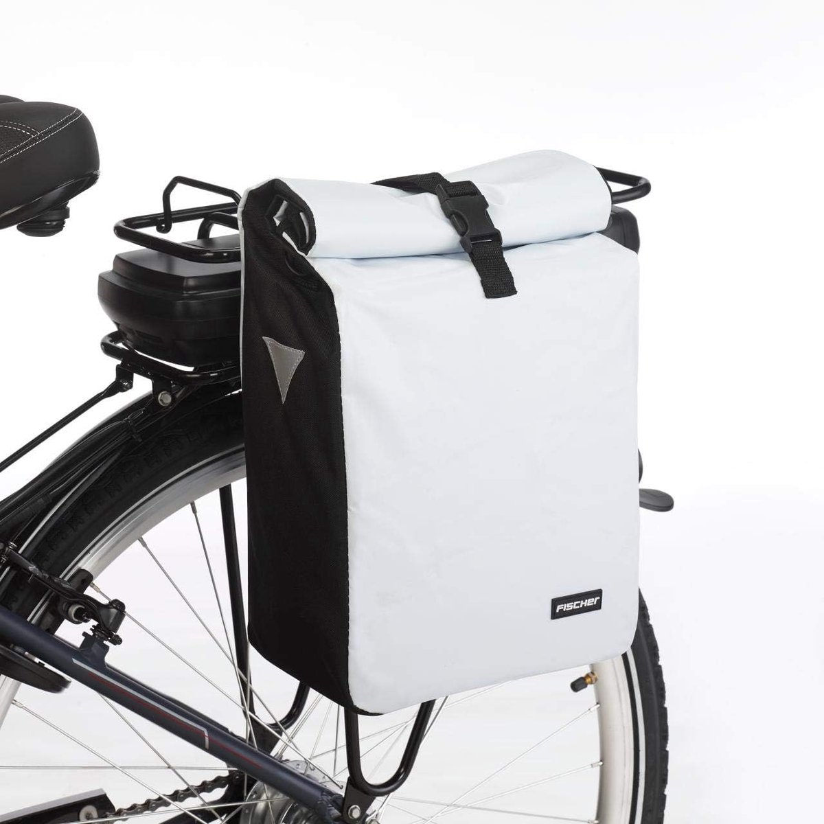 SnelShoppen - Waterdichte Fietstas 18 Liter, Bagagedragertas voor Fiets, Wit, Ideaal voor Fietsvakanties, Dagtochten en Sportieve Activiteiten