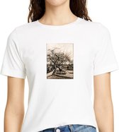 De tuin van de pastorie in Nuenen in de winter van Vincent van Gogh T-shirt