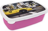 Broodtrommel Roze - Lunchbox - Brooddoos - New York - Taxi - Geel - 18x12x6 cm - Kinderen - Meisje
