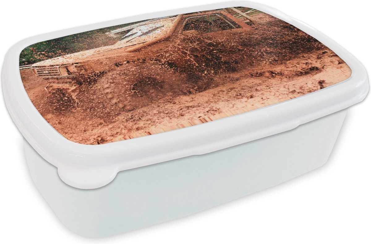 Broodtrommel Wit - Lunchbox - Brooddoos - Auto - Race - Modder - Wielen - 18x12x6 cm - Volwassenen