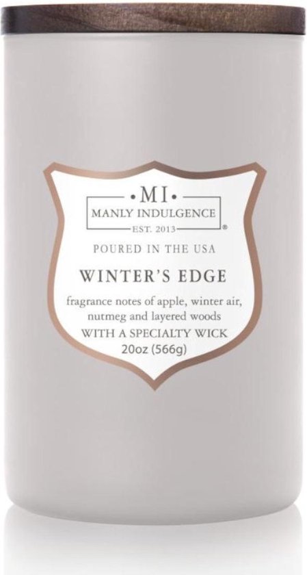Colonial Candle – Manly Indulgence - Signature Winter's Edge – 566 gram | geurkaars voor winter en kerst | houtig, fris en kruidig | groene bladeren, appel, cederhout, ozon & mos |