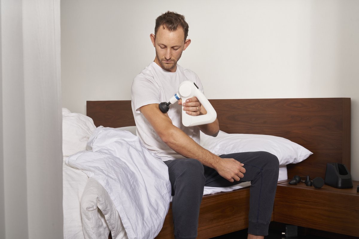 Afbeelding 3 van Theragun Elite - White - Massagegun