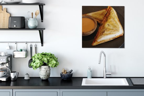 Tableau sur toile Sandwich au jambon et fromage et sauce piquante - 50x50 cm - Décoration murale