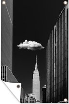 Muurdecoratie Wolk boven Empire State Building in Manhattan - 120x180 cm - Tuinposter - Tuindoek - Buitenposter