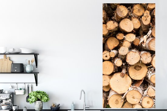 Affiche Un tas de troncs d'arbres abattus - 75x150 cm