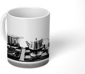 Mok - Een fornuis met waterkoker - zwart wit - 350 ML - Beker