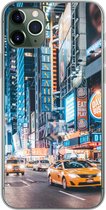 Geschikt voor iPhone 11 Pro Max hoesje - New York in de nacht - Siliconen Telefoonhoesje