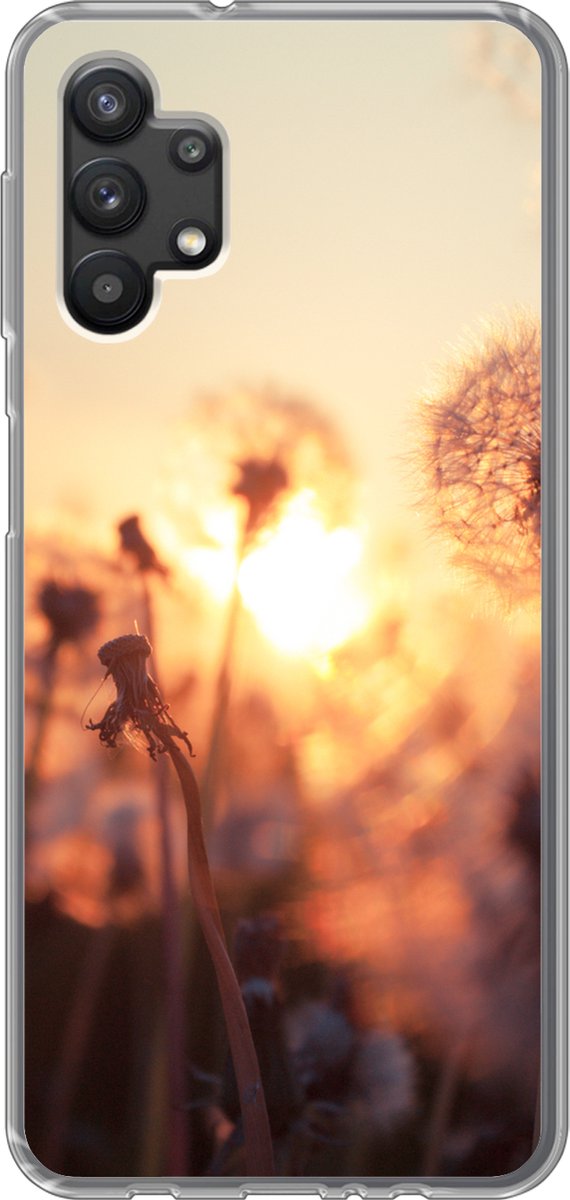 Telefoonhoesje Geschikt voor Samsung Galaxy A32 5G hoesje - Paardenbloem - Zonsondergang - Lente - Siliconen Telefoonhoesje Telefoonhoesje
