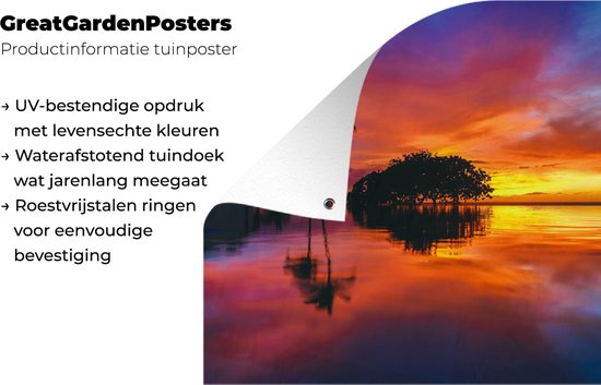 Tuin poster Een kleurrijke zonsondergang bij Wailea Beach op het Amerikaanse Hawaii - 200x200 cm - Tuindoek - Buitenposter