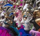 Gekleurd maskers tijdens carnaval in Venetië - Fotobehang (in banen) - 250 x 260 cm