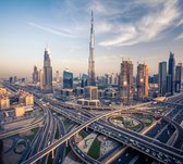 Drukke verkeersaders voor de Burj Khalifa in Dubai - Fotobehang (in banen) - 250 x 260 cm