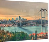 Panoramisch beeld van de Bosporusbrug in Istanbul - Foto op Plexiglas - 90 x 60 cm