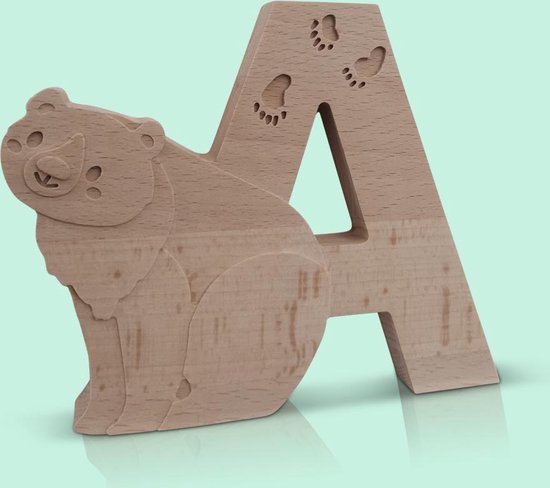 Lettre en bois A avec un ours