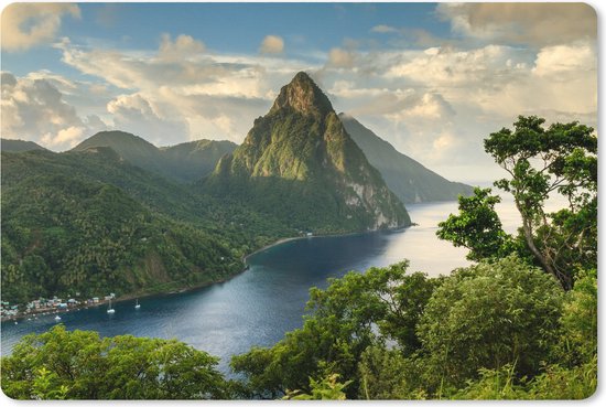 Foto: Muismat xxl bureau onderlegger bureau mat uitzicht op een berglandschap bedekt met een tropisch regenwoud in saint lucia 120x80 cm xxl muismat