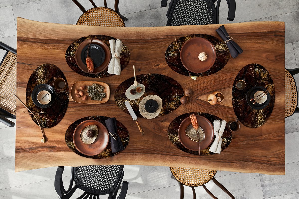 Placemats ovaal - Onderleggers - Ovale placemats - Goud - Verf - Abstract - Zwart - 10 stuks