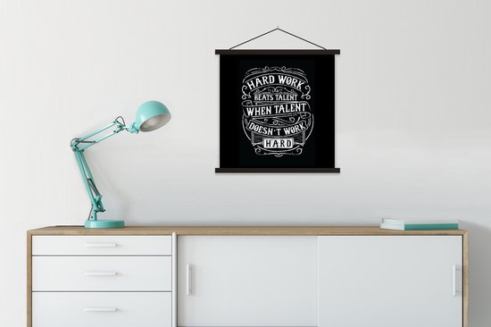 Posterhanger incl. Poster 60x60 cm - Schoolplaat - Werk - Retro - Quote - Textielposter - Zwarte latten - Vaderdag cadeau - Geschenk - Cadeautje voor hem - Tip - Mannen
