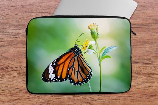 Laptophoes 13 inch - Vlinder - Bloemen - Insecten - Laptop sleeve - Binnenmaat 32x22,5 cm - Zwarte achterkant