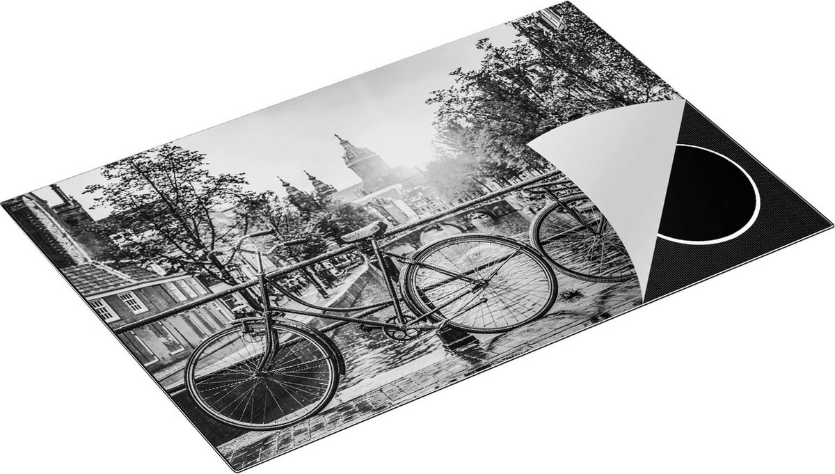 Chefcare Inductie Beschermer Amsterdamse Brug bij een Gracht met Zonsondergang - Zwart Wit - 80x52 cm - Afdekplaat Inductie - Kookplaat Beschermer - Inductie Mat