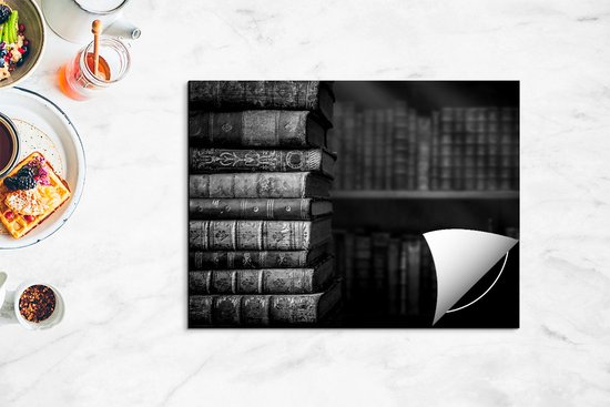 Chefcare Inductie Beschermer Oude Historische Boeken - Retro - Zwart Wit - 71x52 cm - Afdekplaat Inductie - Kookplaat Beschermer - Inductie Mat