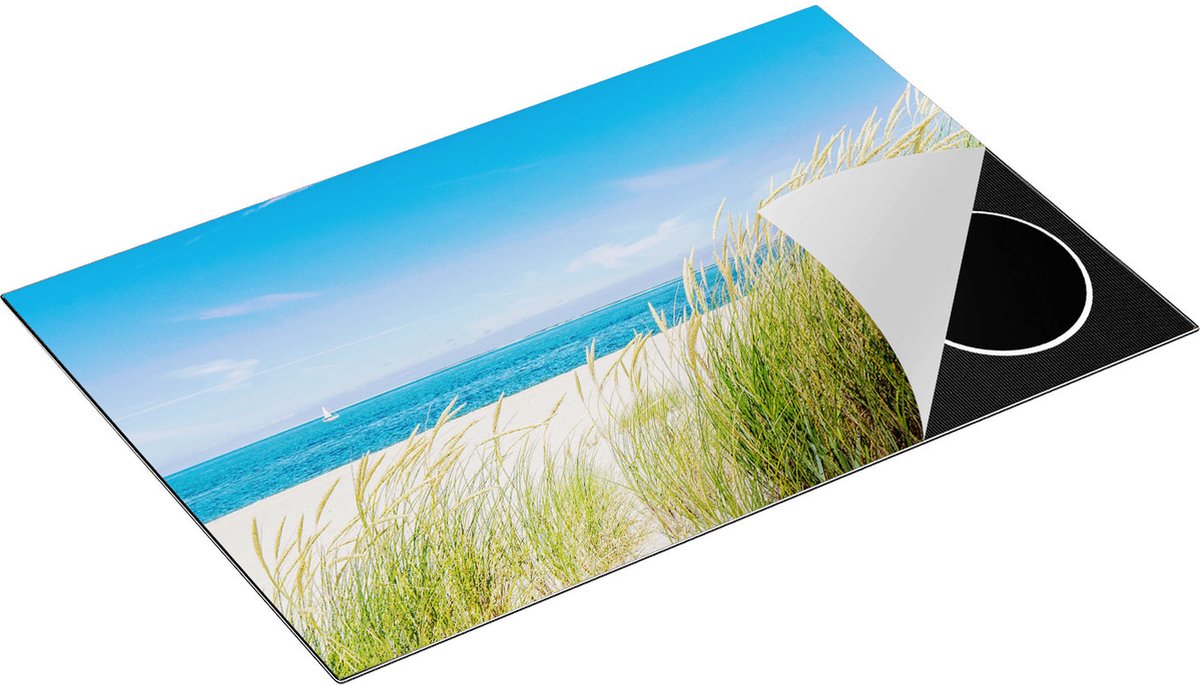 Chefcare Inductie Beschermer Strand en Zee met een Zeilboot - 80,2x52,2 cm - Afdekplaat Inductie - Kookplaat Beschermer - Inductie Mat