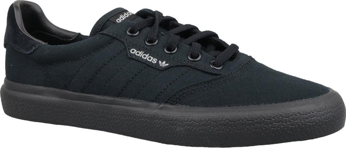 Shoes Women, Men - adidas 3MC B22713 
