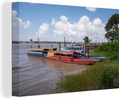 Canvas Schilderij Kleurrijke boten in een rivier in Paramaribo - 30x20 cm - Wanddecoratie