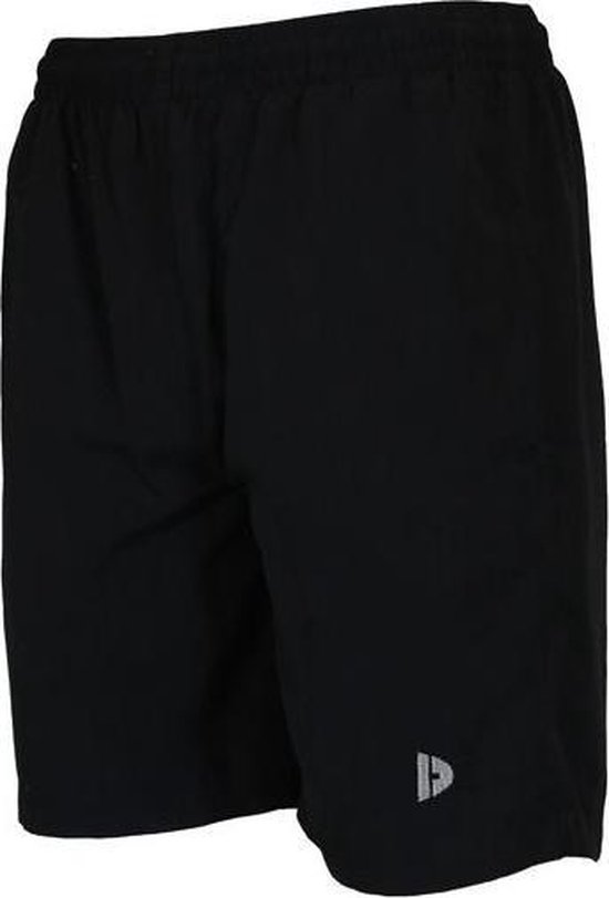 Zwarte sportshort voor heren met logo linksonder.