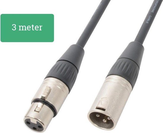 Close-up van een 3 meter lange zwarte microfoonkabel met XLR male en female connectoren.