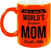 Worlds Greatest Mom cadeau koffiemok / theebeker neon oranje 330 ml