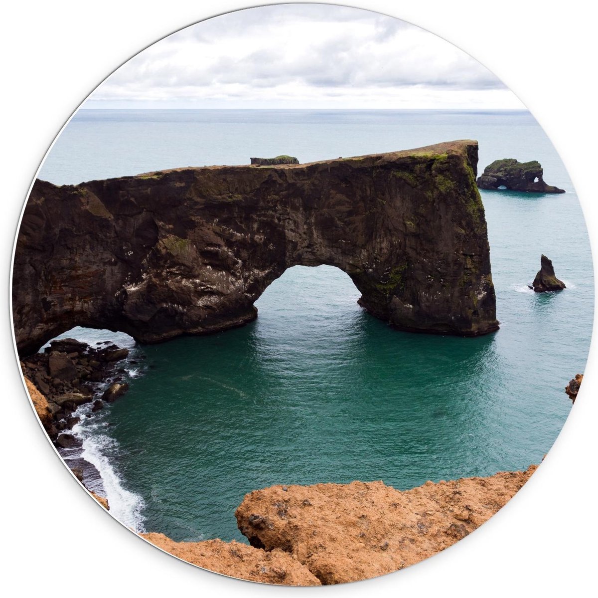 KuijsFotoprint Forex Wandcirkel - Rots met Opening in het Water - 70x70cm Foto op Wandcirkel (met ophangsysteem) Blauw