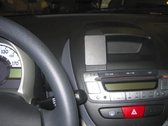 Brodit ProClip Peugeot 107/ Citroen C1/ Toyota Aygo 06-14 center mount