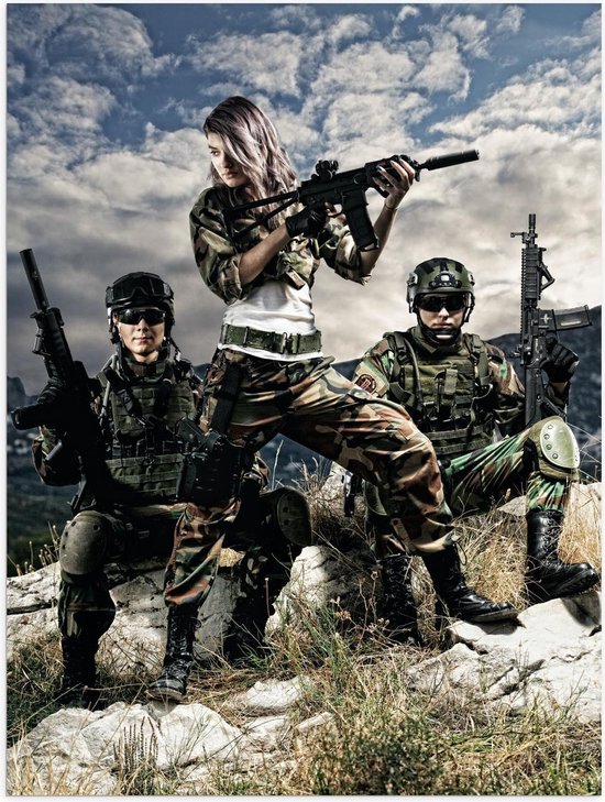 Poster – Drie Mensen uit het Leger - 30x40cm Foto op Posterpapier