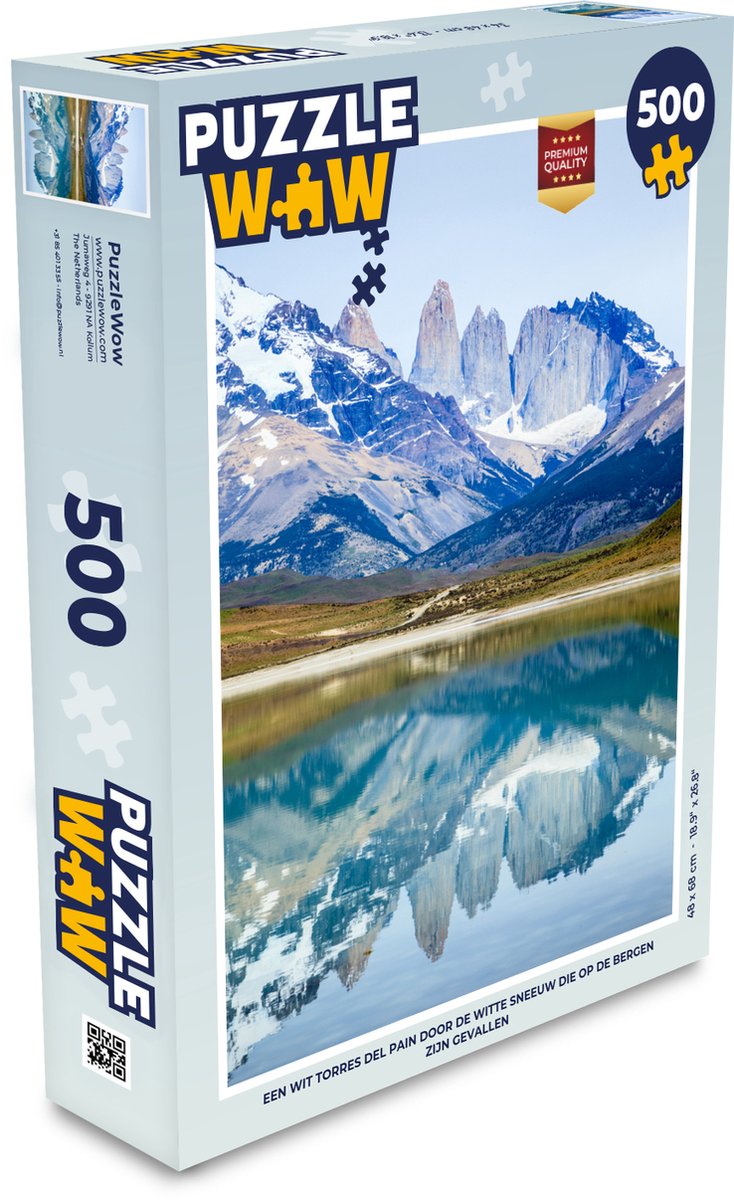 Afbeelding van product Puzzel 500 stukjes Torres del Paine - Een wit Torres del Pain door de witte sneeuw die op de bergen zijn gevallen - PuzzleWow heeft +100000 puzzels