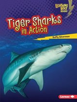Lightning Bolt Books ® — Shark World - Tiger Sharks in Action