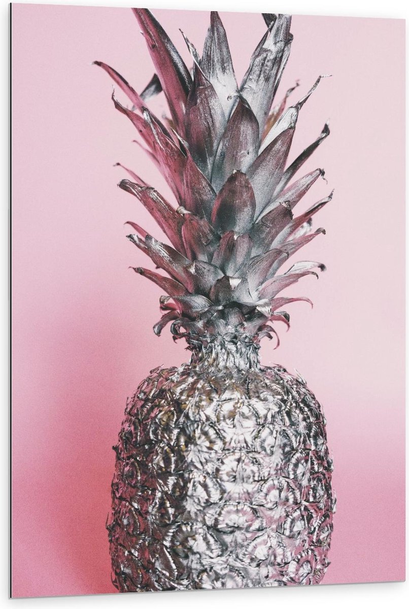 Dibond - Zilveren Ananas met Roze Achtergrond - 80x120cm Foto op Aluminium (Met Ophangsysteem)