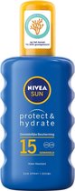 NIVEA SUN Protect & Hydrate Zonnespray SPF 15 - 200 ml