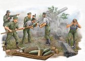 German s.FH 18 Field Howitzer Gun Crew - Scale 1/35 - Trumpeter - TRR 425