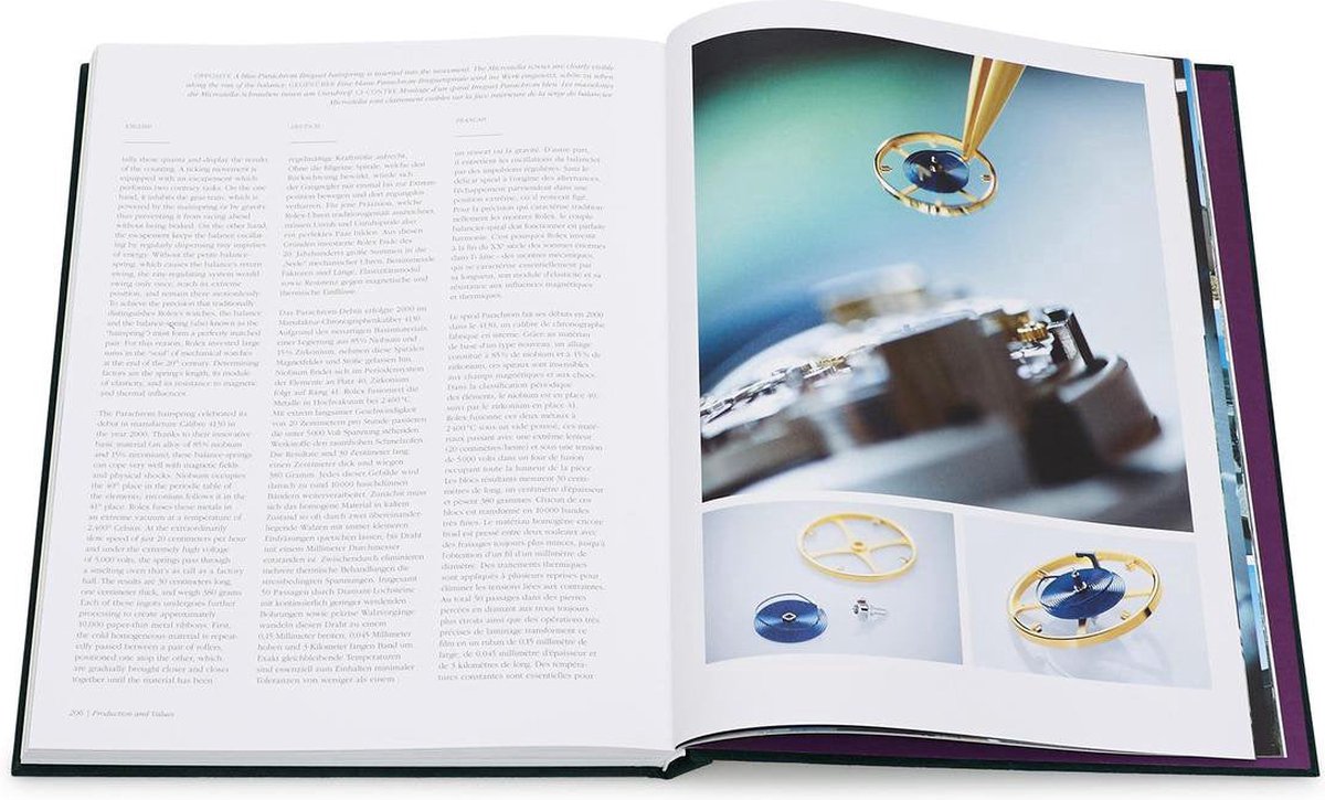 The Watch Book – Rolex boek gouden letters - Domestica Interior Design