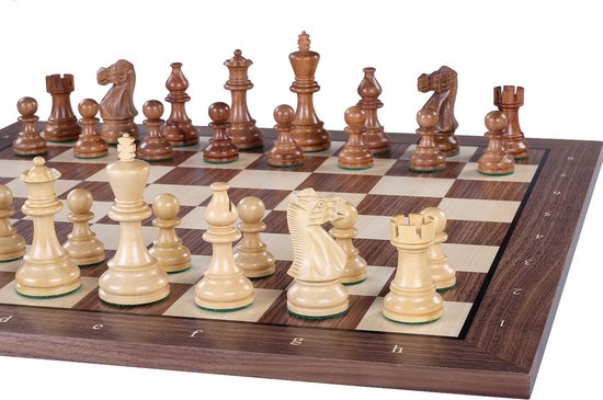 Afbeelding van het spel ChessRegion - Houten Schaakbord (met coördinaten) - Walnoot/Esdoorn - 54x54cm - Inclusief Verzwaarde Schaakstukken