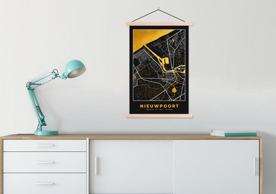 Posterhanger incl. Poster 60x90 cm - Schoolplaat - Kaart - Stadskaart - Plattegrond - Nieuwpoort - Goud - Textielposter - Blanke latten - Stadskaart