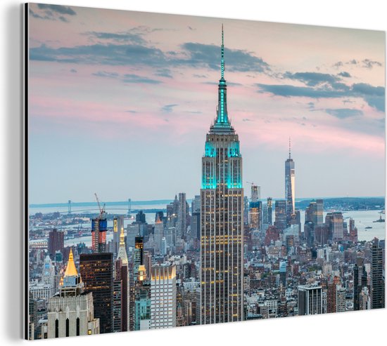 Wanddecoratie Metaal - Aluminium Schilderij Industrieel - Het Empire State Building verlicht in New York - 60x40 cm - Dibond - Foto op aluminium - Industriële muurdecoratie - Voor de woonkamer/slaapkamer