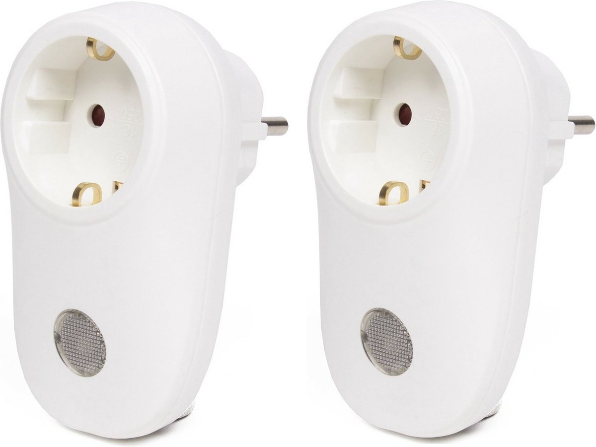 Multipak van 2x stuks benson stekkers wit met lichtsensor - Stekkerslamp - Stopcontact