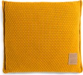 Knit Factory Jesse Sierkussen - Oker - 50x50 cm - Kussenhoes inclusief kussenvulling