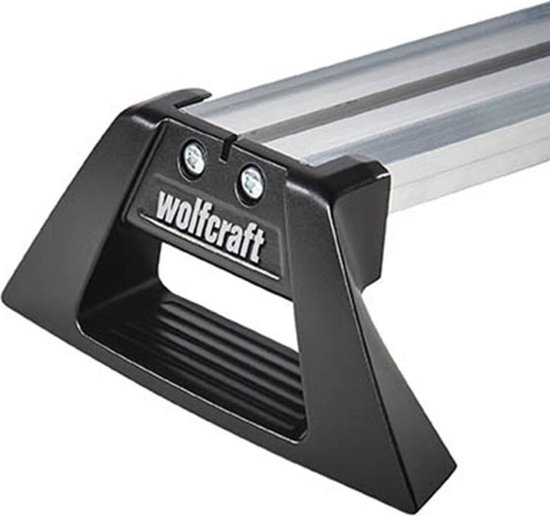 Detail van de zwarte kunststof voet met Wolfcraft logo.
