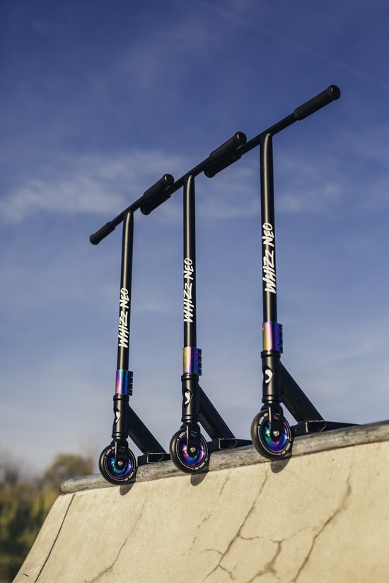 Lionelo Whizz - Step - 110mm - T-Bar - 100KG - voor Jongens en Meisjes - Steel rem - Kinderstepjes