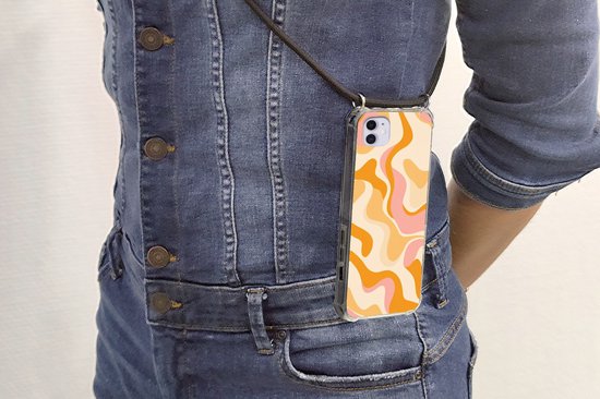 Telefoonhoesje Geschikt voor iPhone 12 Mini - Abstract - Golvend - Oranje - Siliconen - Crossbody - Backcover met Koord - Telefoonhoesje met koord - Hoesje met touw Telefoonhoesje