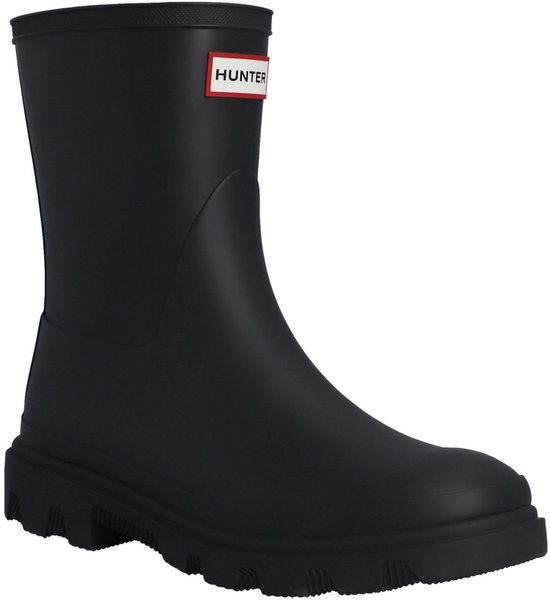 Zwarte Hunter regenlaars met dikke zool en rood/wit logo.