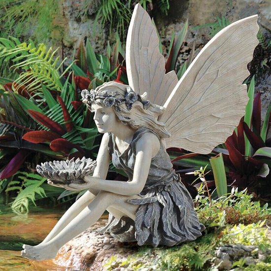 Handgeschilderd Engelbeeldje Van Hars – Een Betekenisvol Cadeau Voor Troost, Liefde En Herinnering