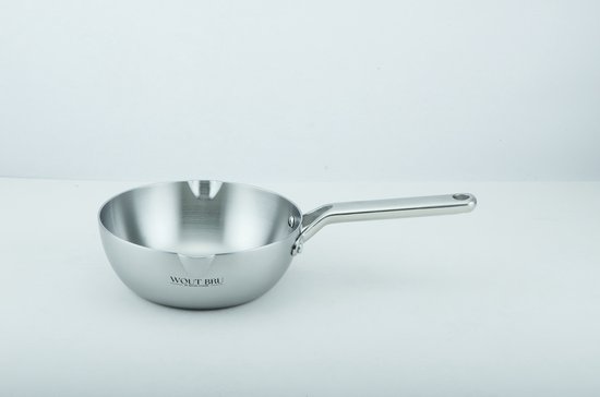 Wout Bru by Haute Cuisine - Conische Sauspan Ø 20 cm – Triply RVS – 1.5 Liter - Professionele kwaliteit – Geschikt voor alle warmtebronnen, inclusief inductie – Ovengeschikt
